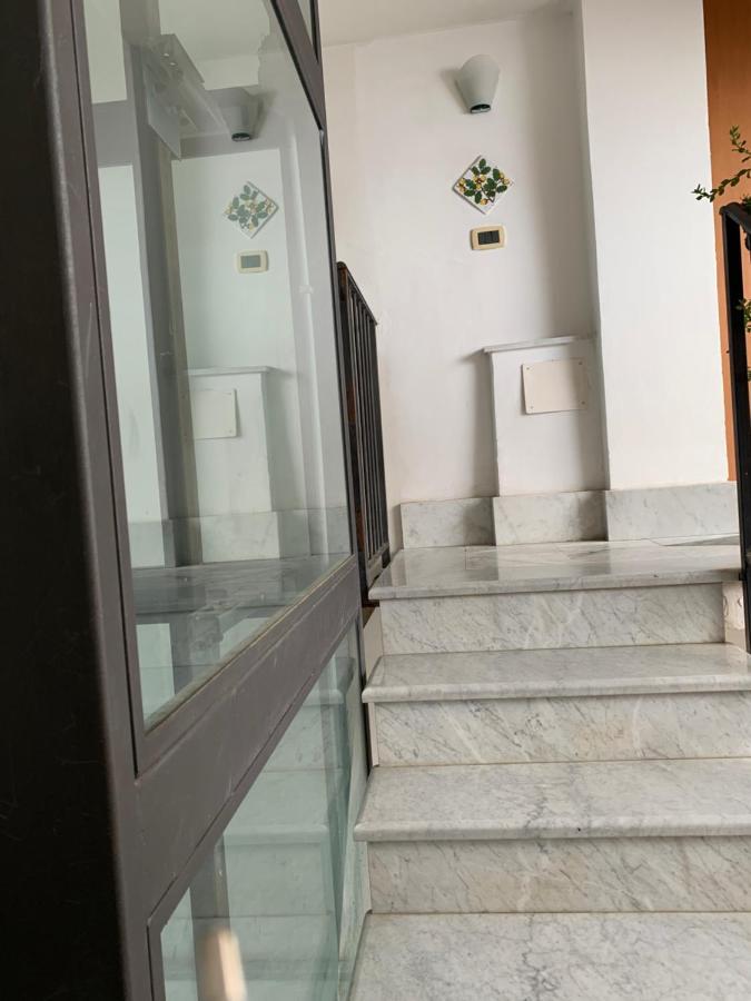 Apartamento Palazzo Resuttana Palermo Exterior foto