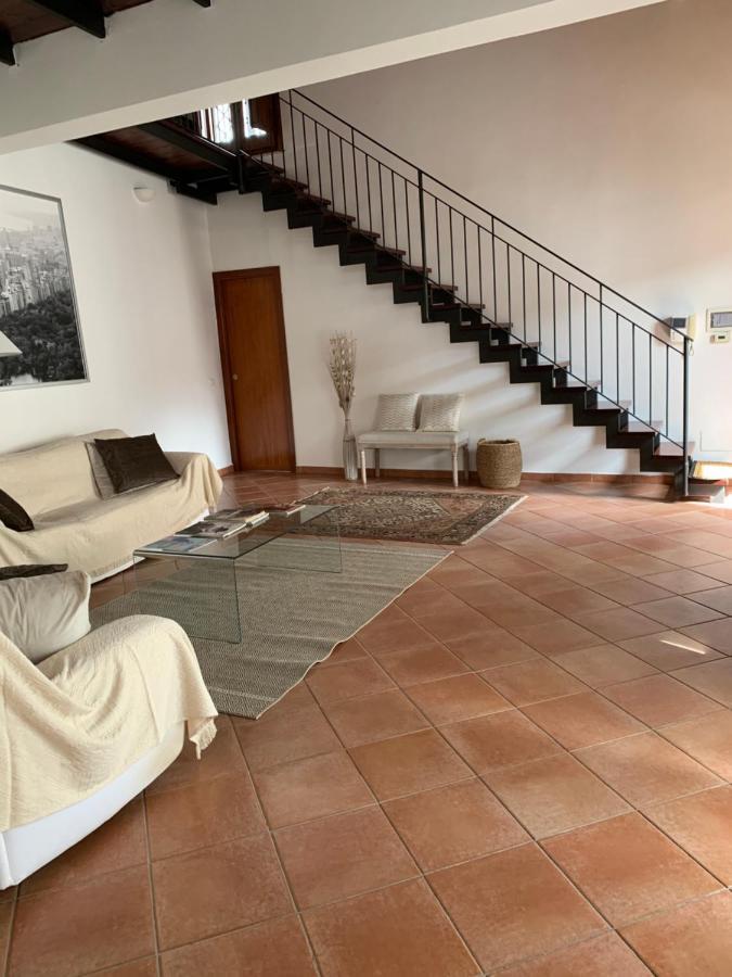 Apartamento Palazzo Resuttana Palermo Exterior foto